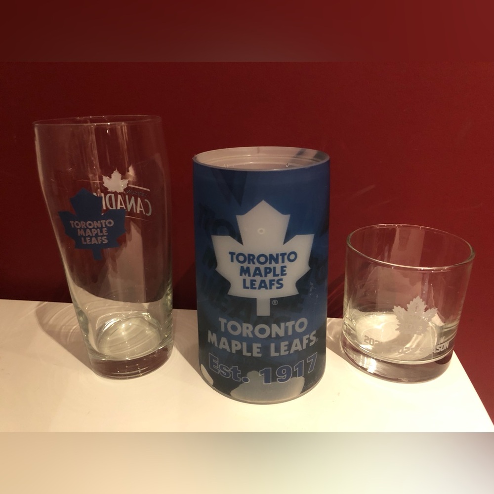 Toronto Maple Leafs Glassware Set